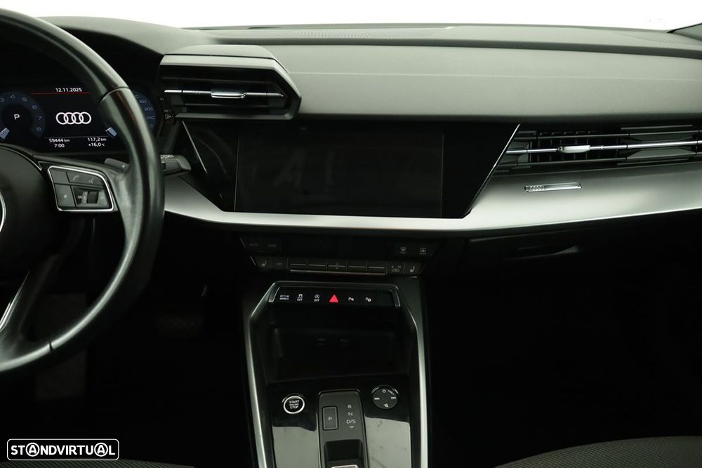 Audi A3 Sportback 30 TFSI Advanced S tronic - 9