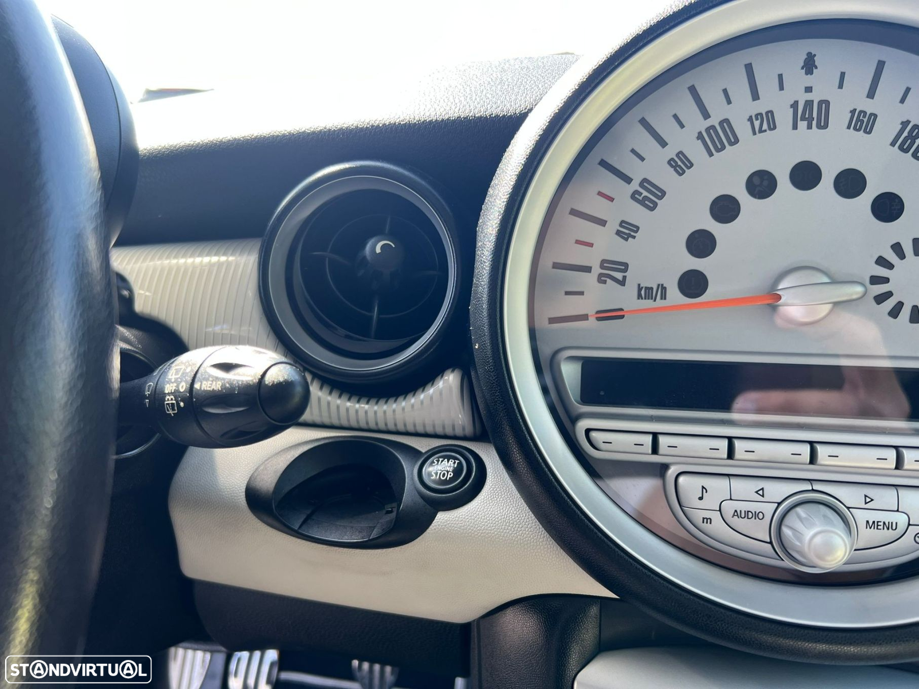 MINI 3 Portas - 19