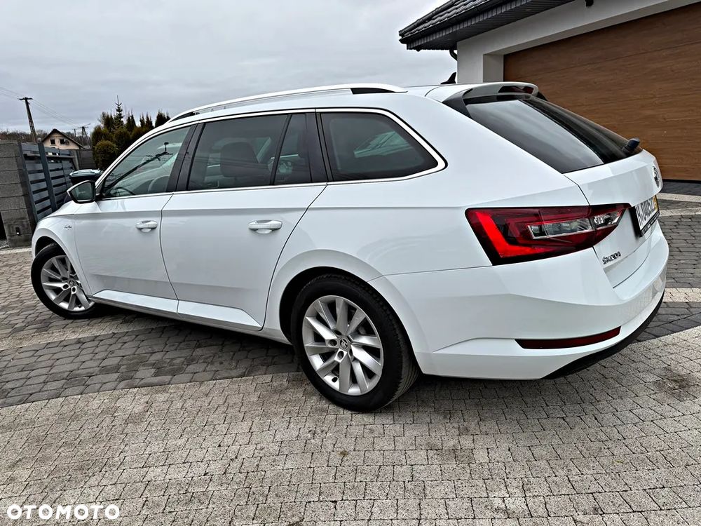 Skoda Superb 2.0 TDI DSG L&K - 8