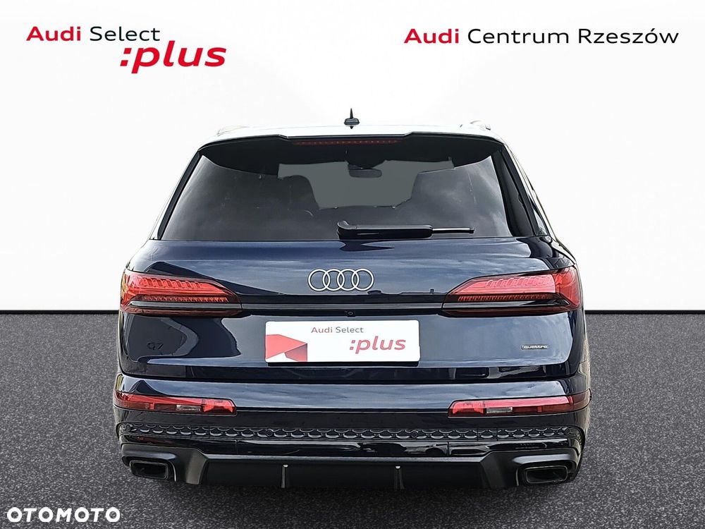 Audi Q7 - 7