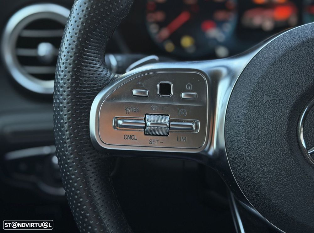 Mercedes-Benz GLC 300 e 4Matic - 9