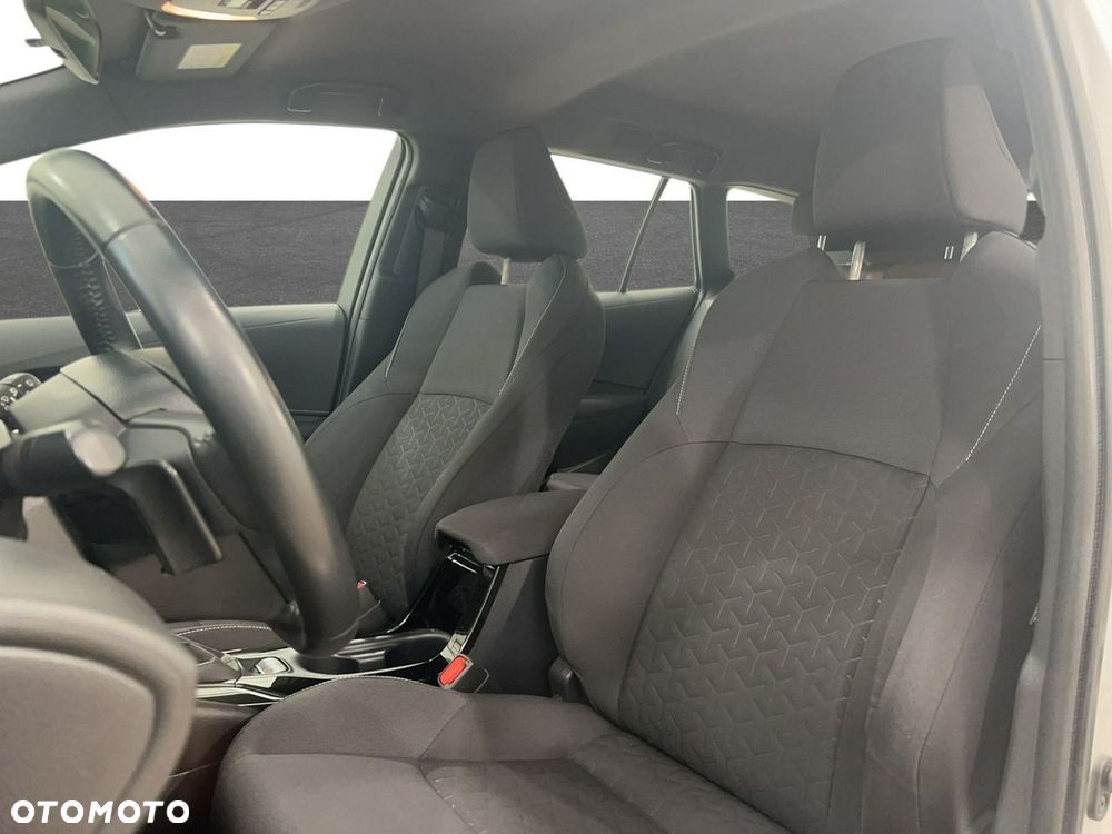 Toyota Corolla - 10