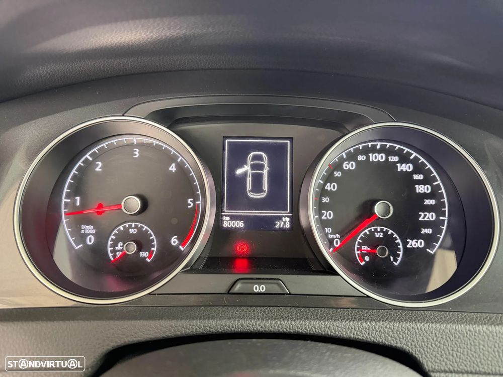 VW Golf 1.6 TDI Confortline - 18
