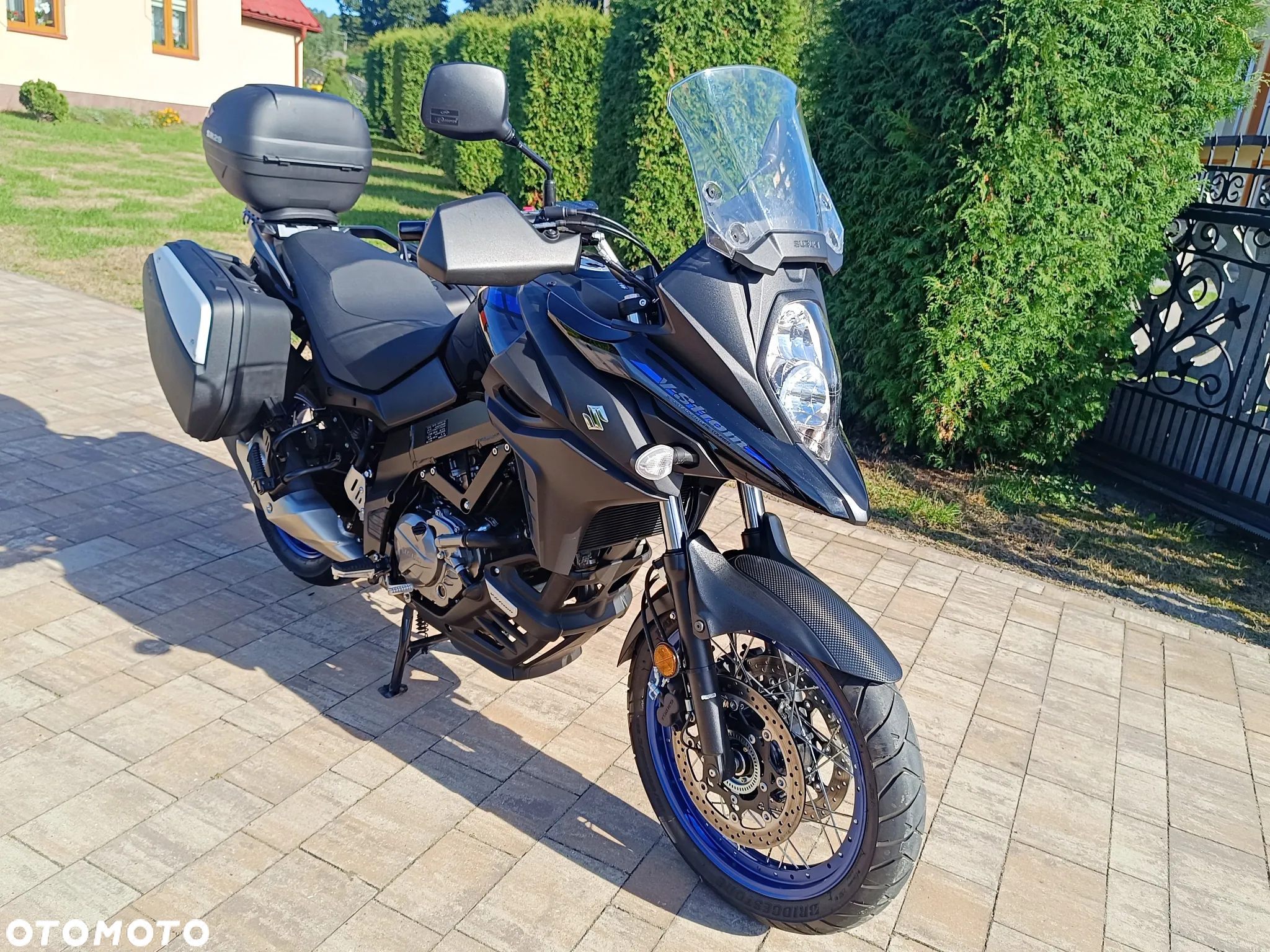Suzuki V-STROM - 9