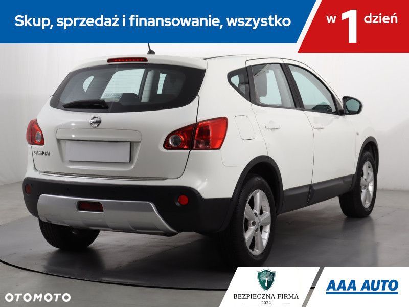 Nissan Qashqai - 6
