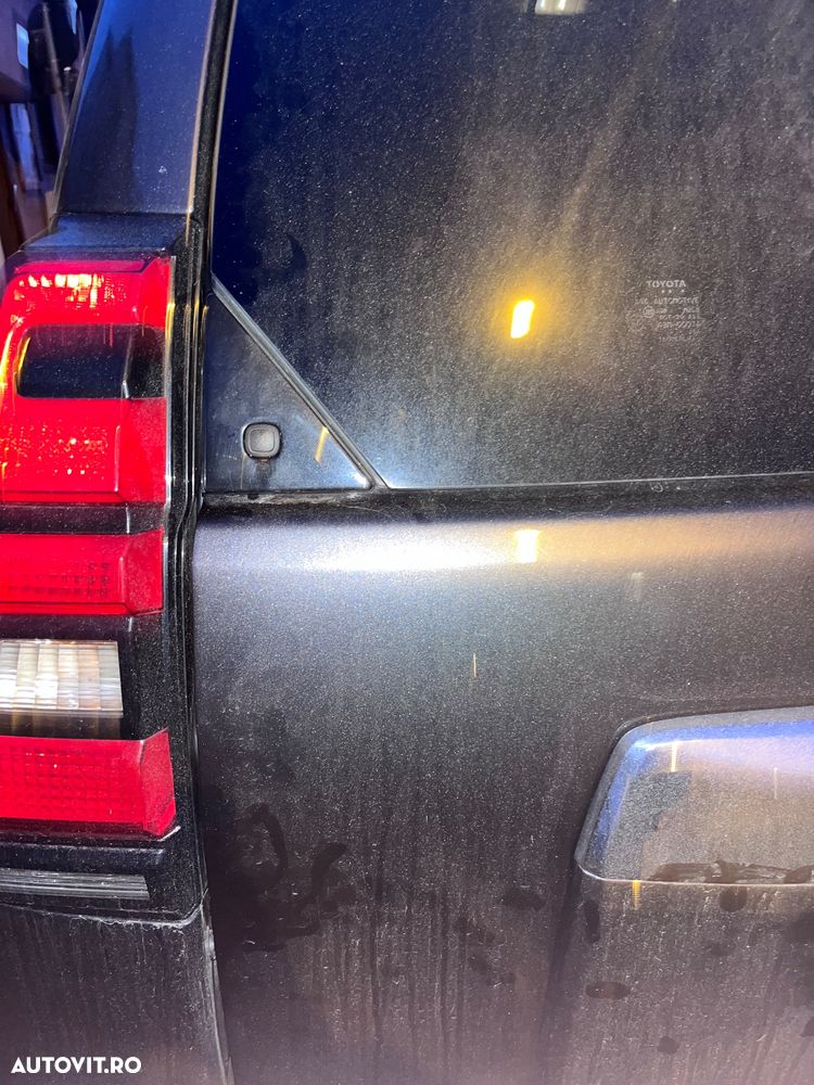 Toyota Land Cruiser 2.8l D-4D 204 CP A/T 7 locuri Executive - 4