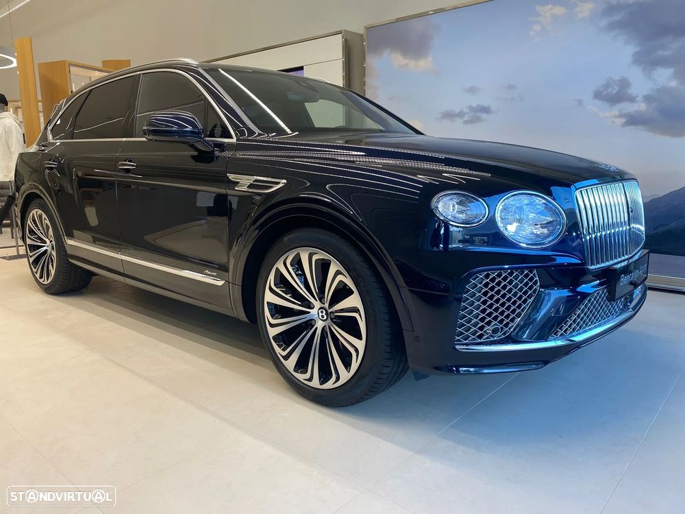 Bentley Bentayga V8 Azure - 2