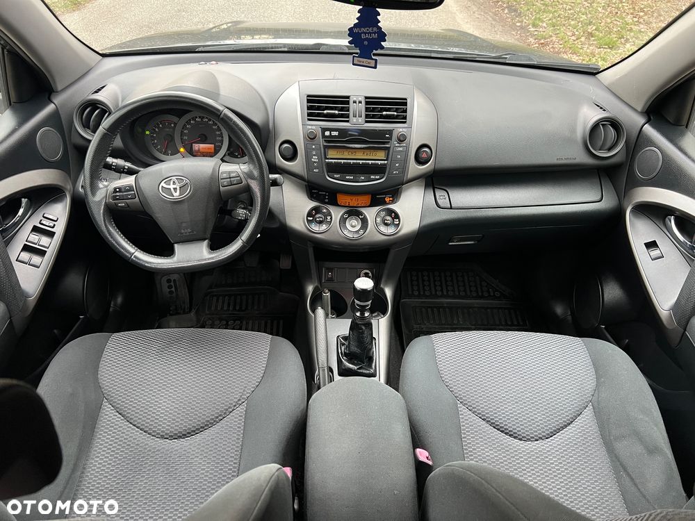 Toyota RAV4 2.0 VVT-i Sol - 6