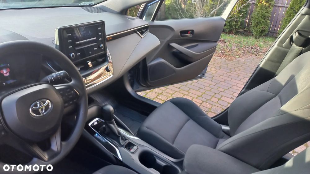 Toyota Corolla 1.8 Hybrid Active - 10