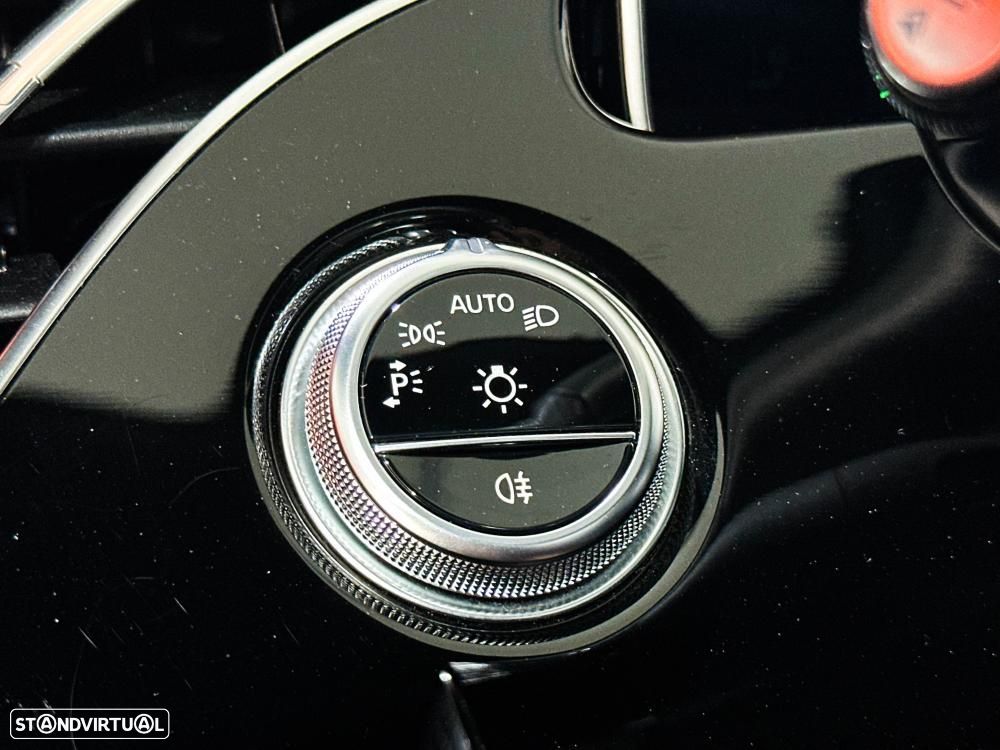 Mercedes-Benz E 300 e AMG Line - 48