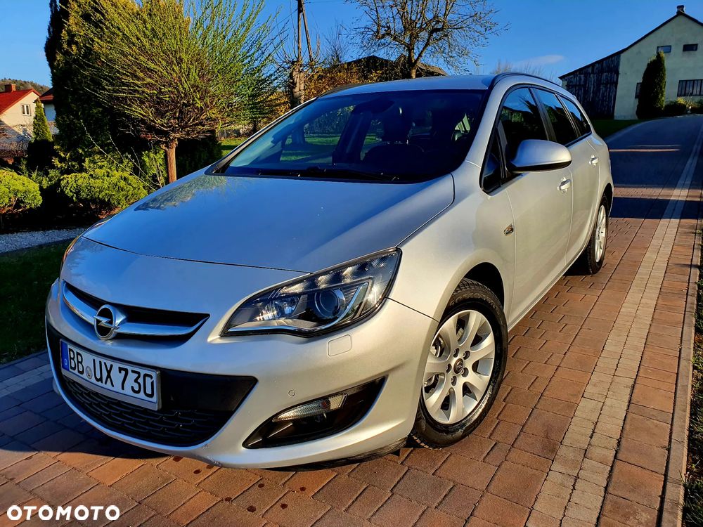 Opel Astra 1.6 CDTI Cosmo - 1