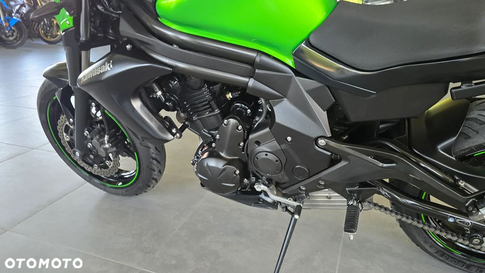 Kawasaki ER - 18