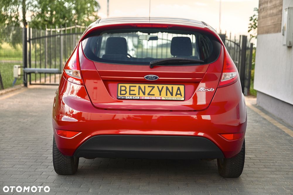 Ford Fiesta 1.25 Champions Edition - 12
