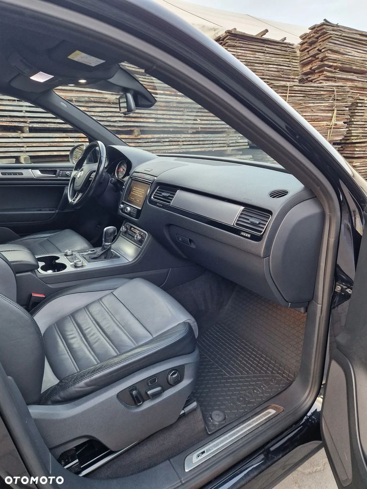 Volkswagen Touareg 3.0 V6 TDI BMT Perfectline R-Style - 16