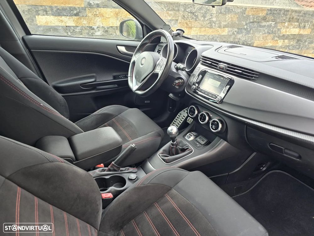 Alfa Romeo Giulietta 1.6 JTDM 16V Sport - 10