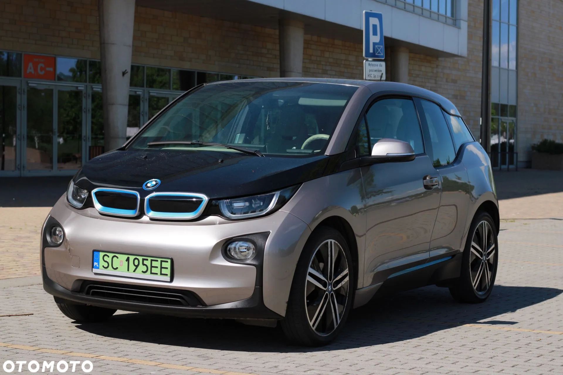 BMW i3 (60 Ah) - 1