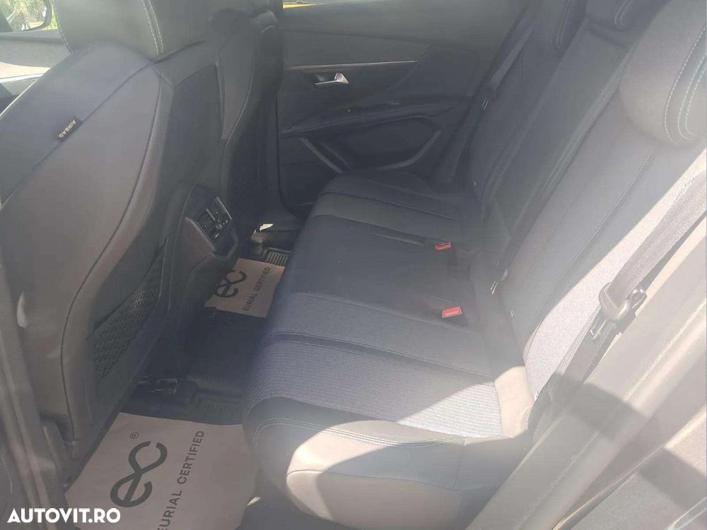Peugeot 3008 1.2 PureTech S&S EAT8 Allure - 9