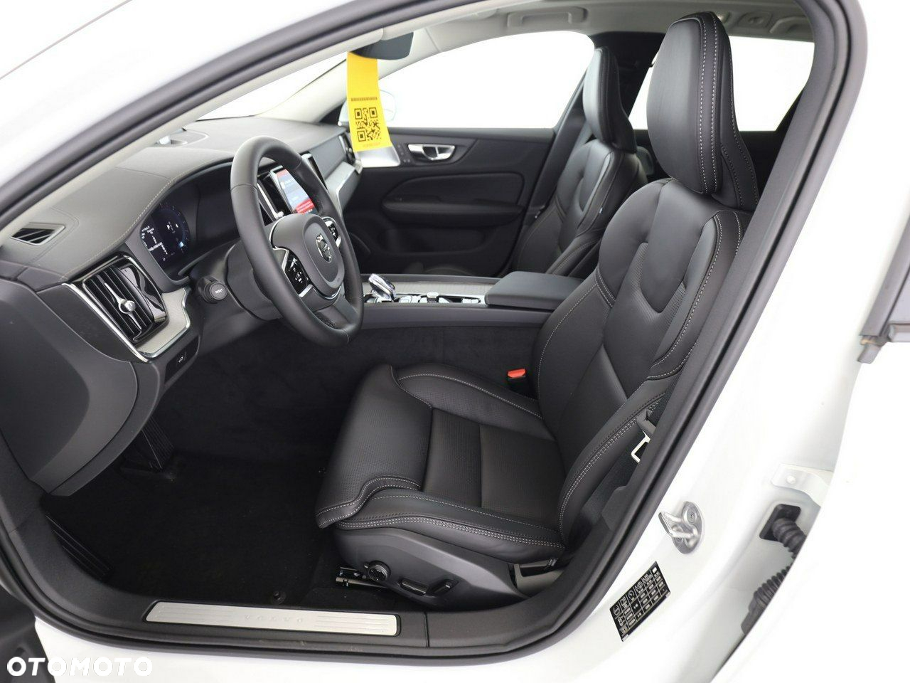 Volvo V60 Cross Country B5 B AWD Ultimate - 3