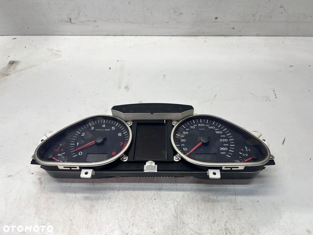 LICZNIK ZEGARY AUDI A6 C6 2.4 4F0920901F - 1