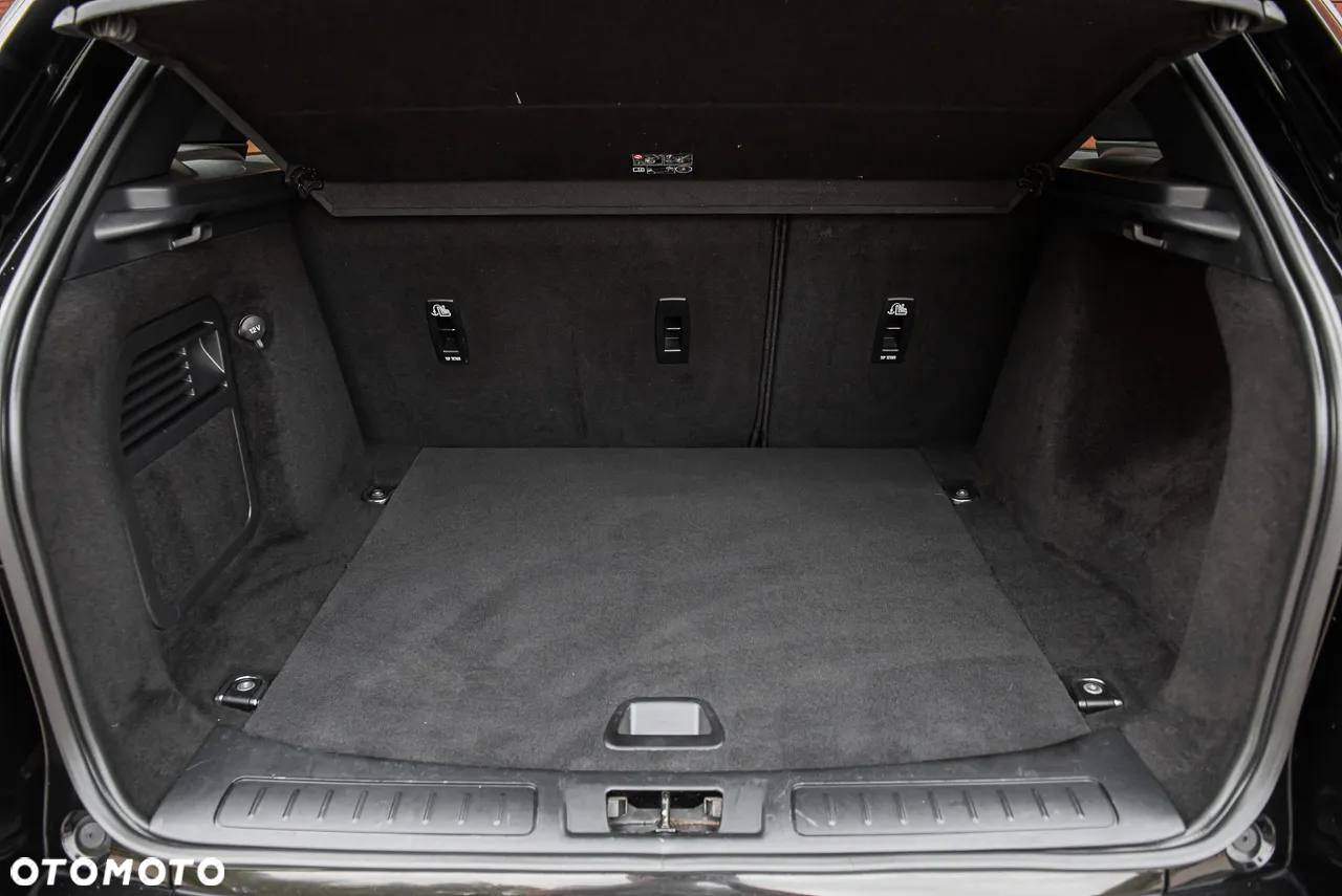 Land Rover Range Rover Evoque 2.0TD4 SE Dynamic Special Edition - 33