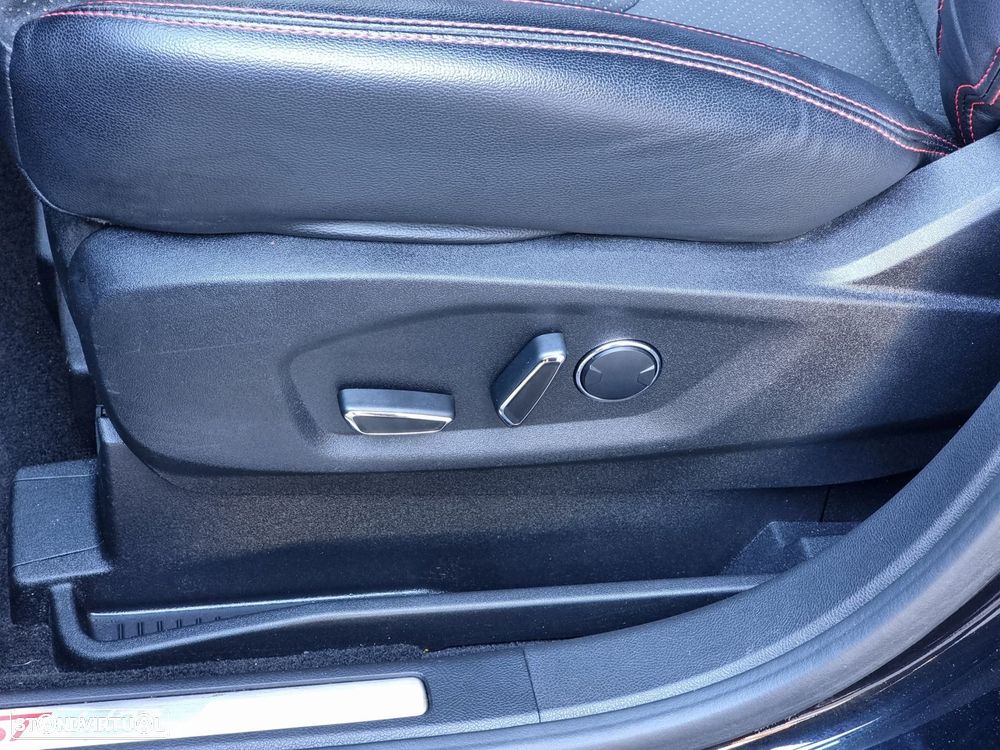 Ford S-Max 2.0 TDCi ST-Line - 25