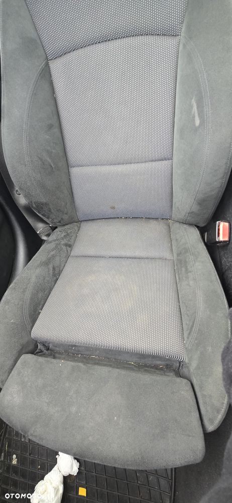 BMW Seria 3 318i - 18