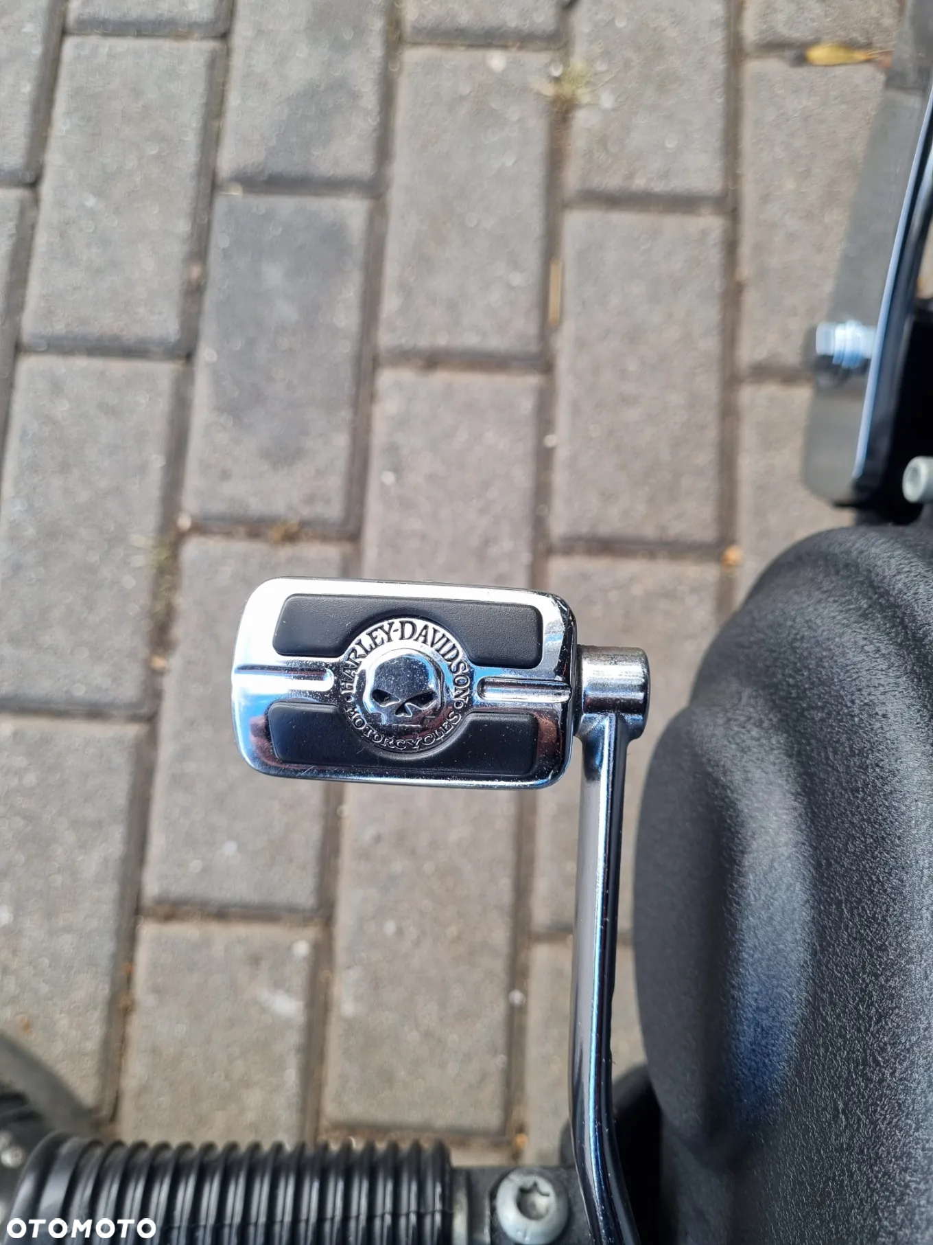 Harley-Davidson Dyna Street Bob - 4