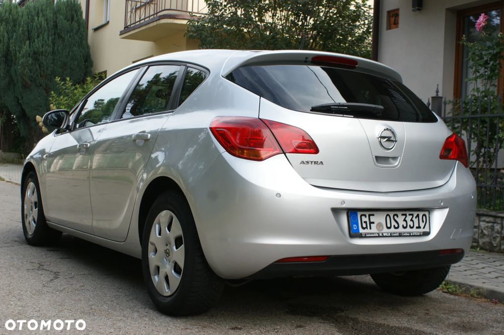 Opel Astra - 15