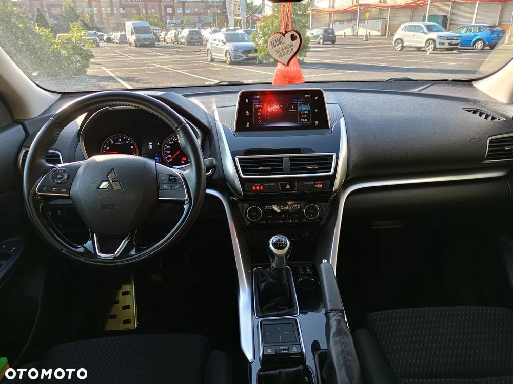 Mitsubishi Eclipse Cross 1.5 T Invite Plus - 9