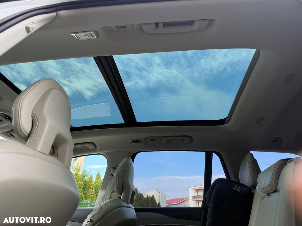 Volvo XC 90 D5 AWD Geartronic Inscription - 11