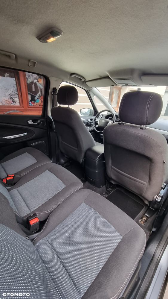 Ford S-Max 2.0 TDCi DPF Champions Edition - 16