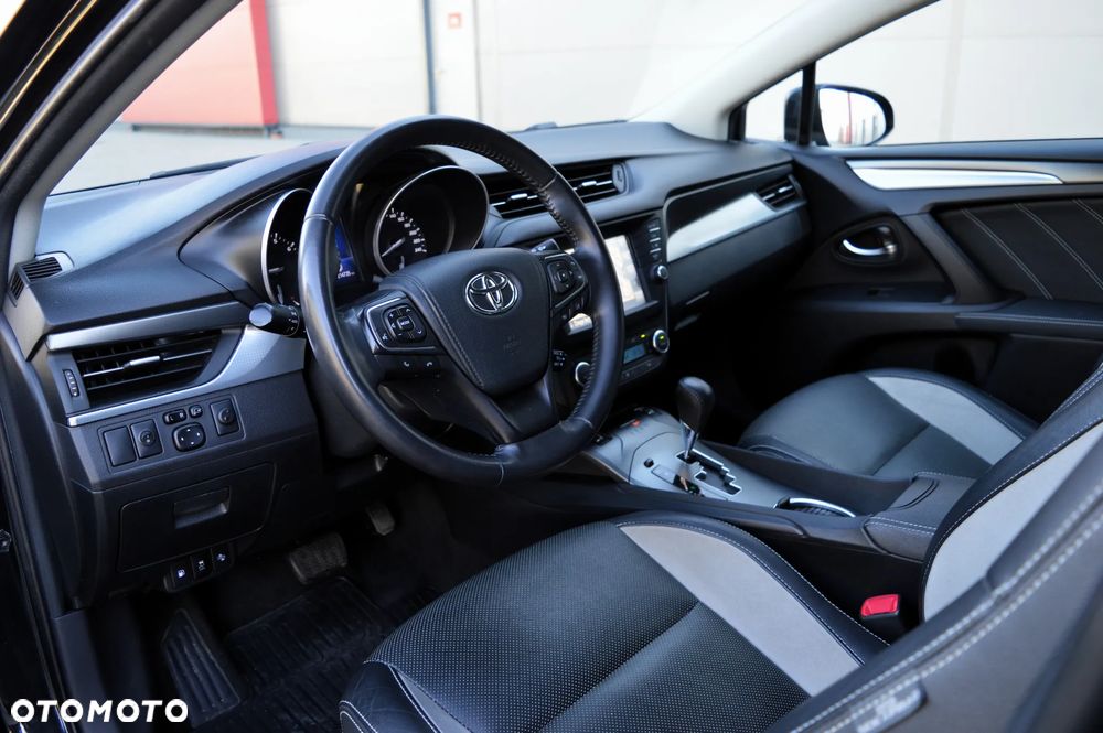 Toyota Avensis 2.0 Prestige MS - 5