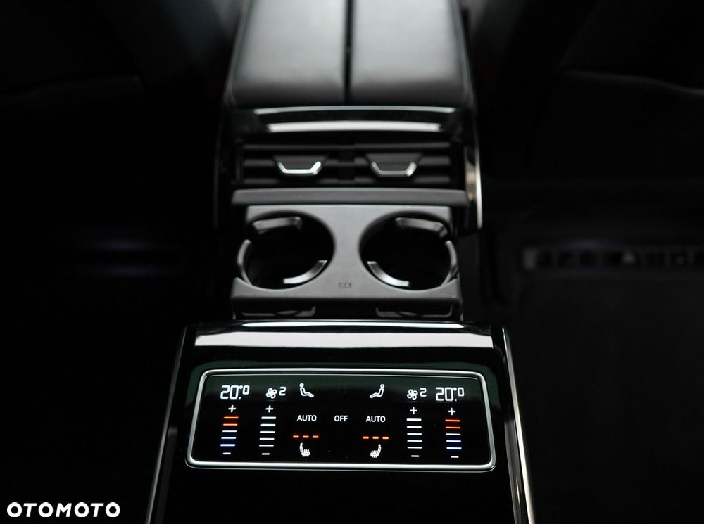 Audi A8 - 33