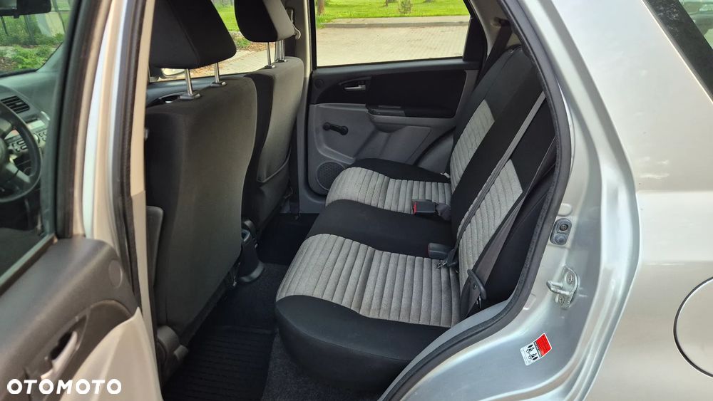 Suzuki SX4 1.6 VVT 4x4 Club - 9
