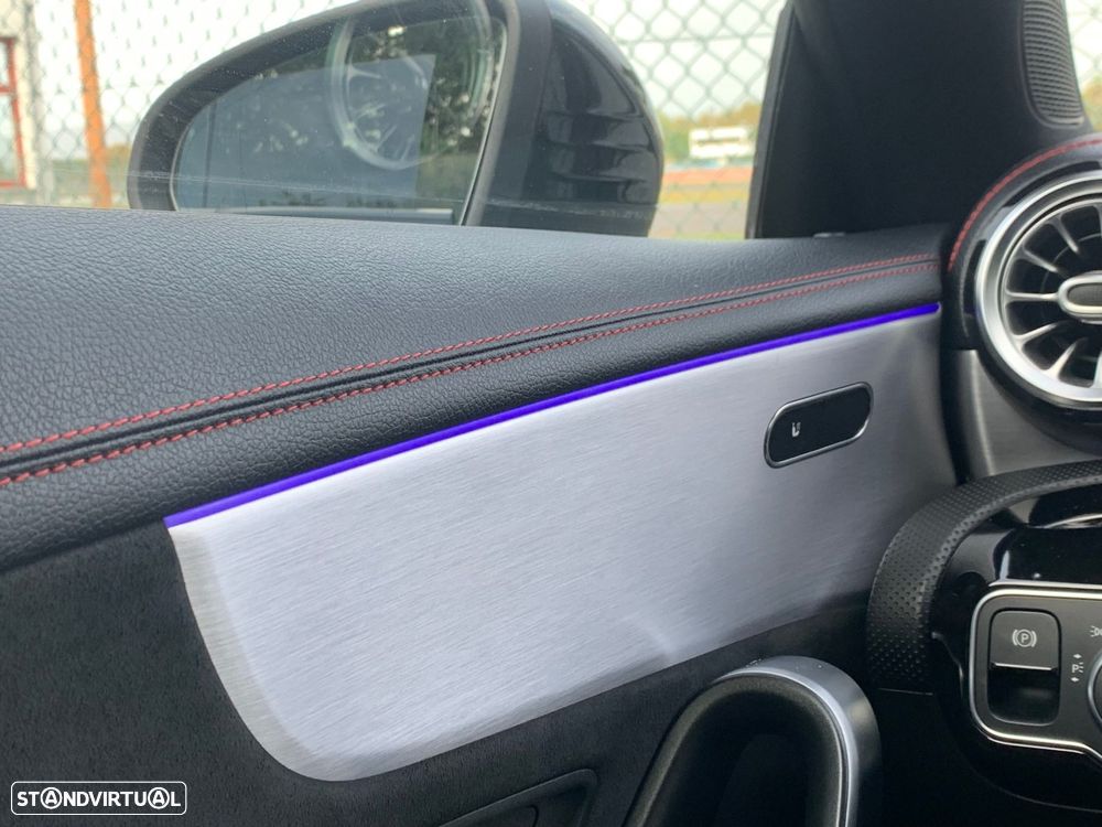 Mercedes-Benz CLA 200 d Shooting Brake AMG Line Aut. - 29