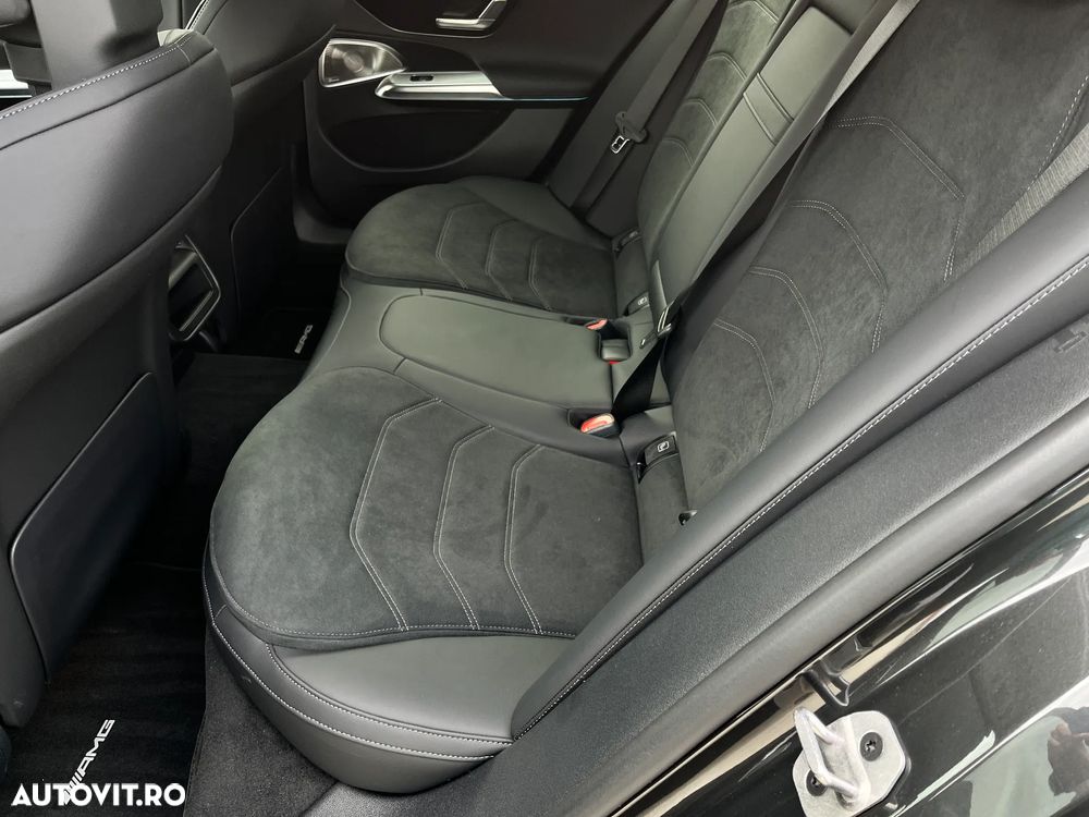 Mercedes-Benz E 200 4Matic 9G-TRONIC - 11