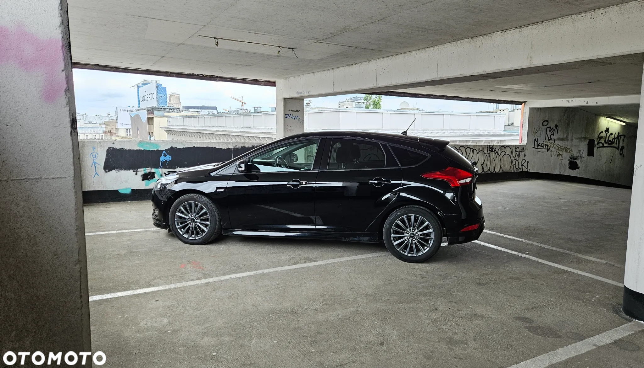 Ford Focus 1.5 EcoBoost Start-Stopp-System ST-LINE - 2