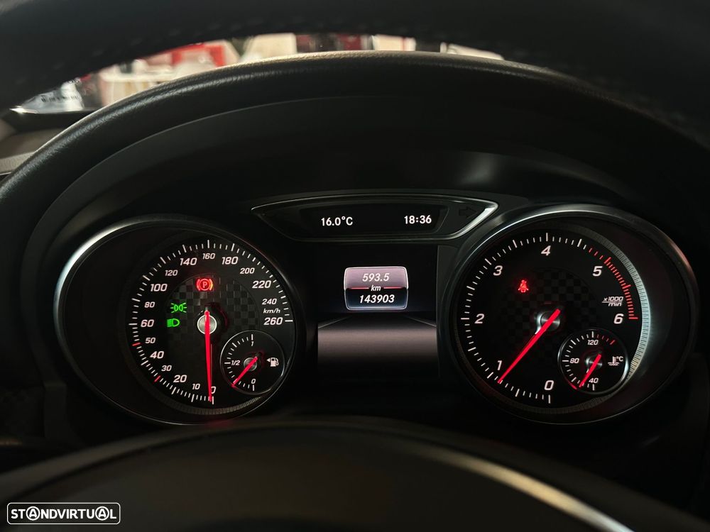 Mercedes-Benz A 180 d Fleet Pack Urban - 27