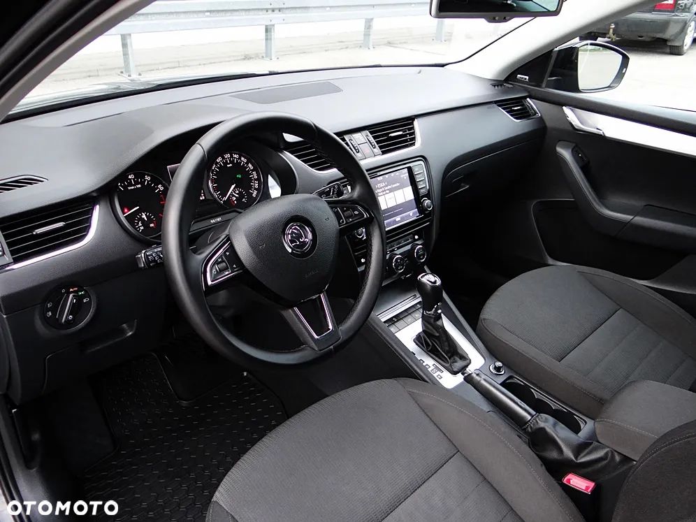 Skoda Octavia 1.8 TSI 4x4 DSG Style - 25