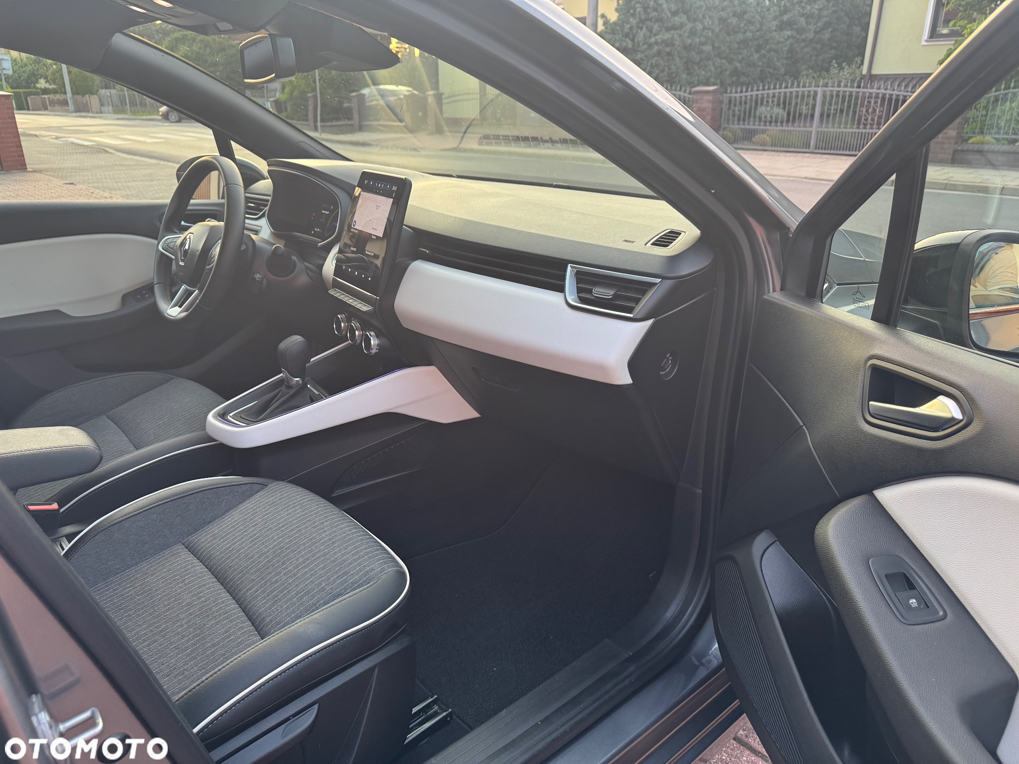 Renault Clio E-TECH Full Hybrid 145 TECHNO - 14