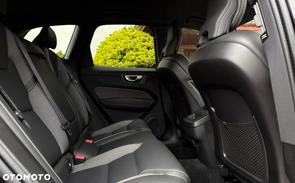 Volvo XC 60 B4 D Geartronic RDesign - 10