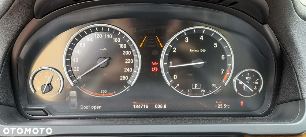 BMW Seria 7 750i - 7