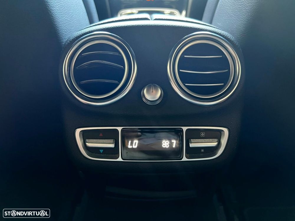 Mercedes-Benz C 300 BlueTEC Hybrid AMG Line - 40