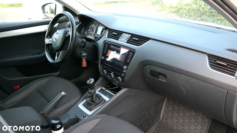 Skoda Octavia 1.4 TSI Ambition - 11