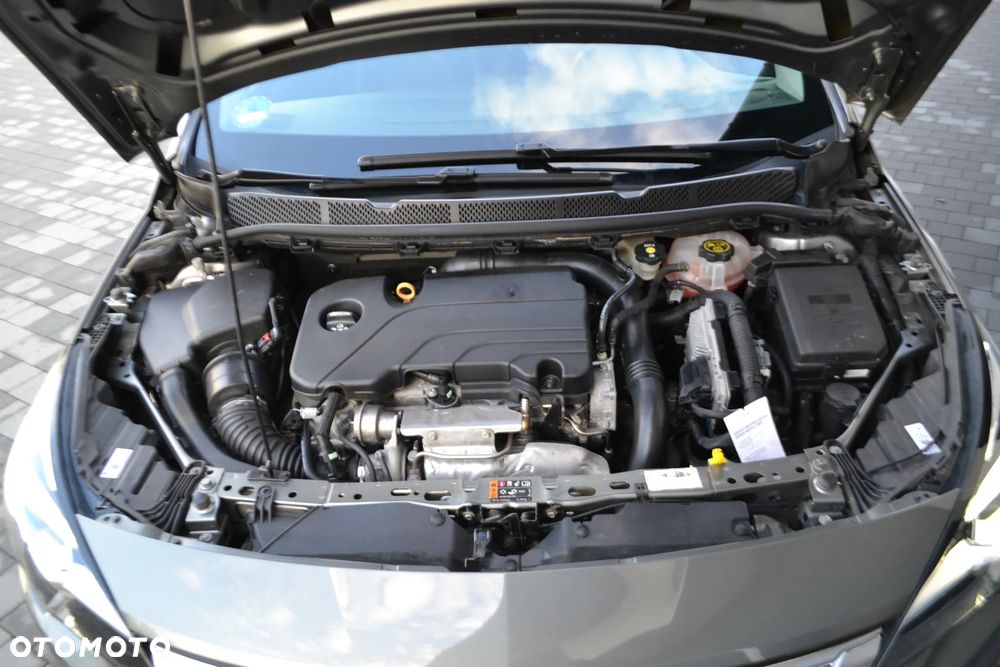 Opel Astra 1.4 Turbo Start/Stop Innovation - 38