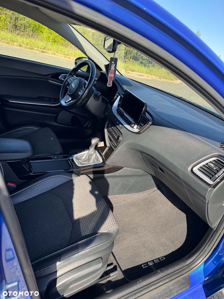 Kia Ceed 1.4 T-GDI L Business Line Plus - 6