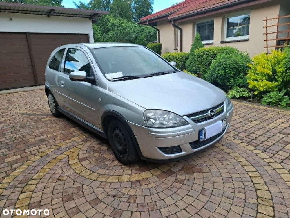 Opel Corsa 1.2 16V Enjoy - 1