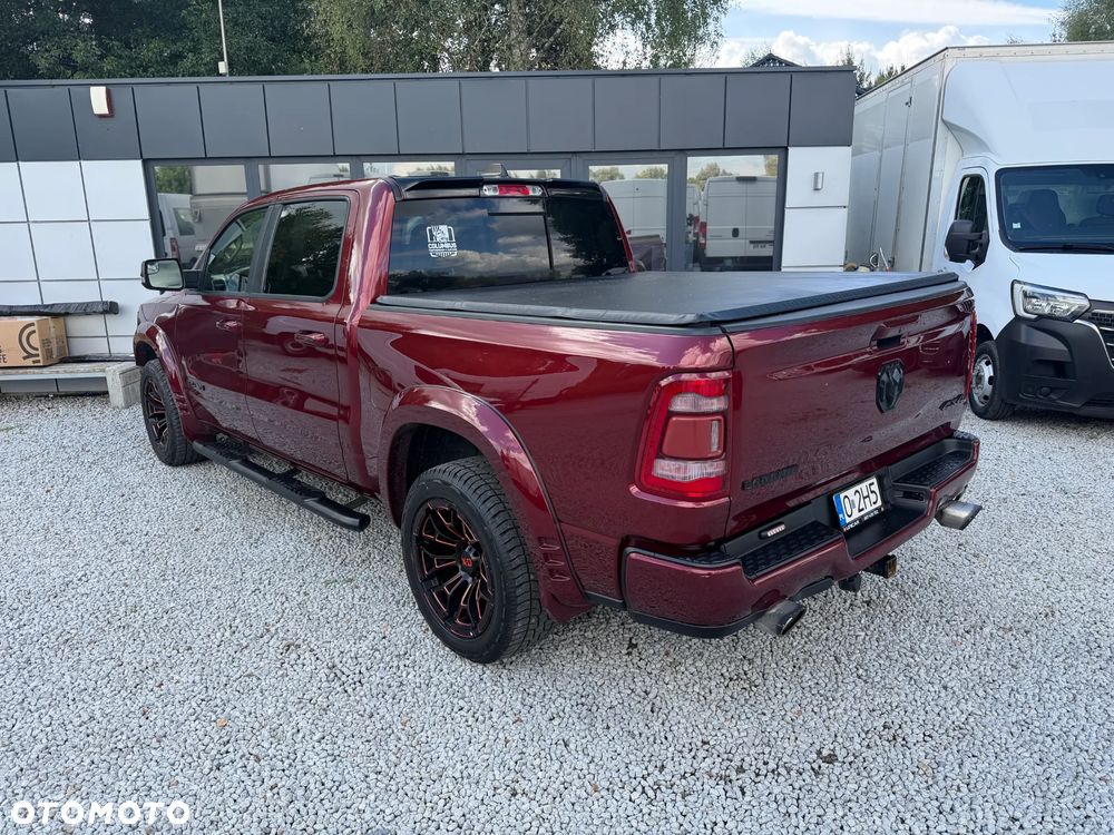 RAM 1500 Crew Cab Shortbed Laramie - 22