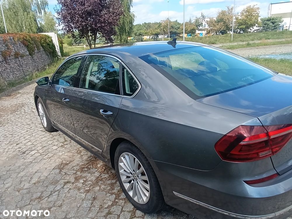 Volkswagen Passat 1.8 TSI BMT Highline DSG - 36