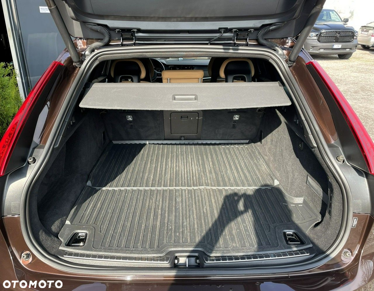 Volvo V90 Cross Country T6 AWD - 35